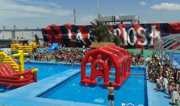 Colonia: 1.000 personas en la fiesta del agua