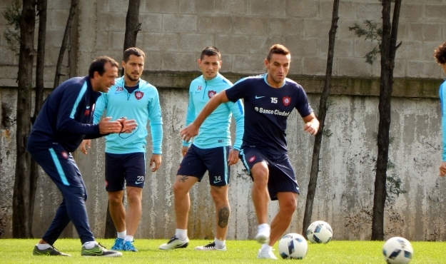 Concentrados ante Defensa y Justicia