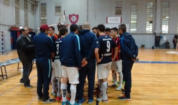Derrota frente a Independiente