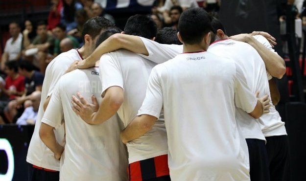 Después del clásico, básquet en Boedo