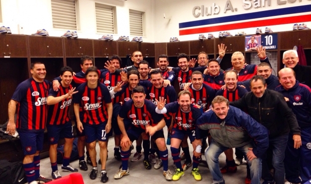 El Senior cerró el torneo con una goleada