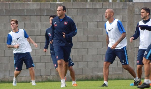 Ensayo de fútbol pensando en Belgrano