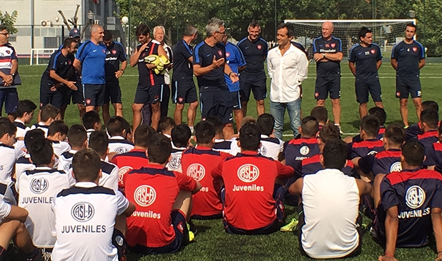 Las divisiones juveniles, de pretemporada