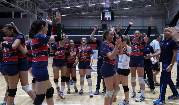 Las Matadoras, ¡a semis!