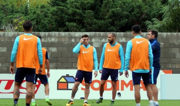 Se prepara para partidos claves