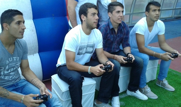 Se presentó el FIFA14 en el Estadio