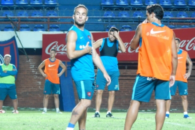 Todo listo para recibir a Paranaense