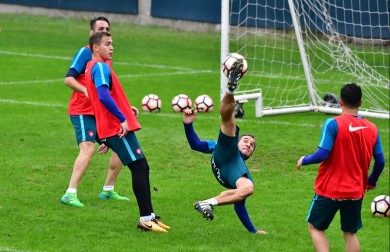 Trabajos tácticos y ensayo de fútbol