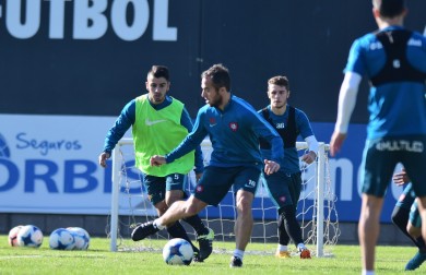 Dos grupos para un único objetivo