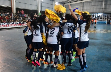 Las chicas van por más gloria