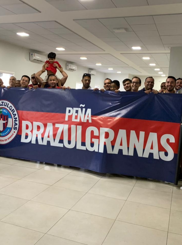 Gran gesto de la peña de Brasil