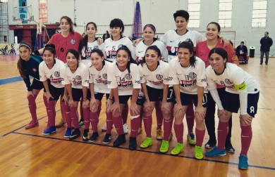 Las Santitas, escoltas