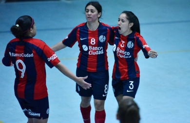 Las chicas, por más gloria