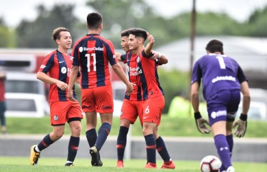 Con dos en semifinales