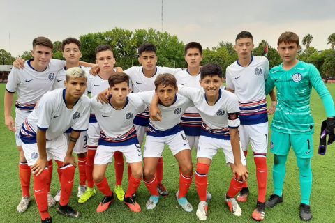 Victoria de la Novena en el debut