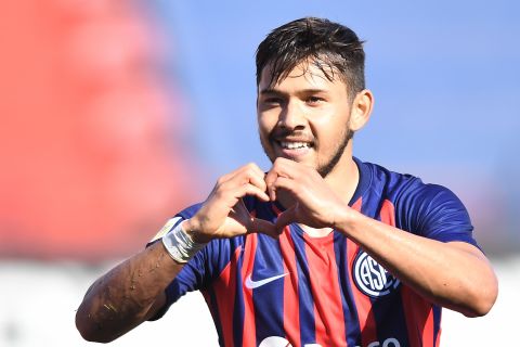En busca de la primera victoria