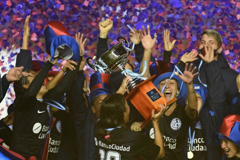 ¡Campeonas!