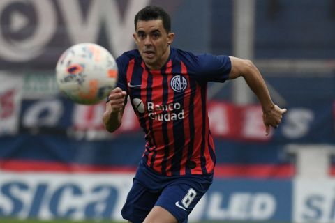 Dos salidas del plantel de San Lorenzo