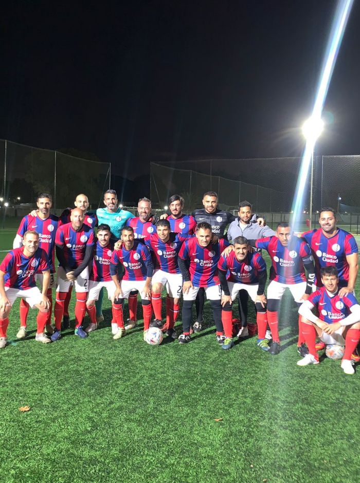 Derrota en el clásico