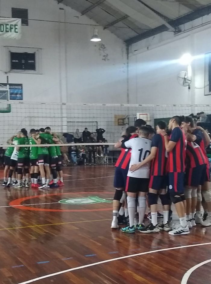Entre los cuatro mejores