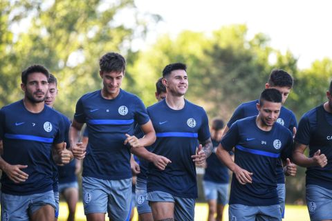 Bareiro ya se entrenó con el plantel