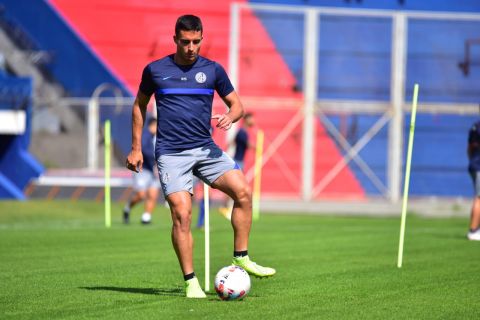 Día de fútbol y Bidegain