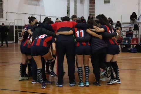 No pudo ser, Ciclón