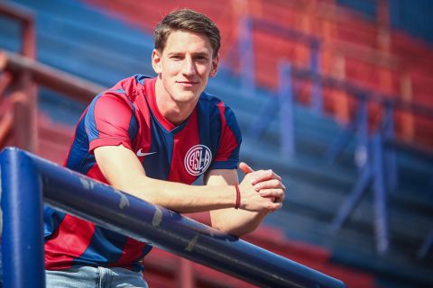 El 9 esloveno ya sueña en Boedo