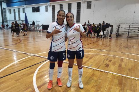 ¡Santitas firmes en la punta!