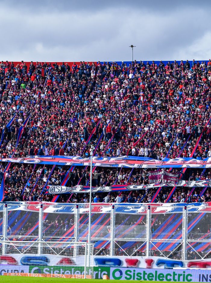 ¡VENÍ AL CLÁSICO CON HURACÁN!