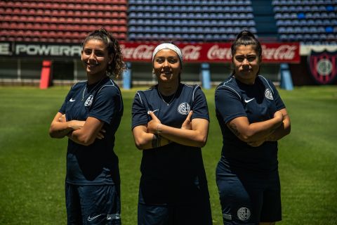 Las Santitas se refuerzan