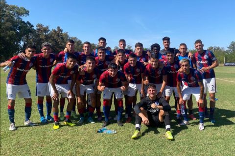 LA RESERVA NO PARA