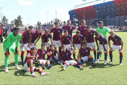 Invictos ante Huracán