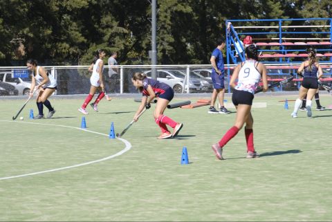 Clínica de hockey en pascuas