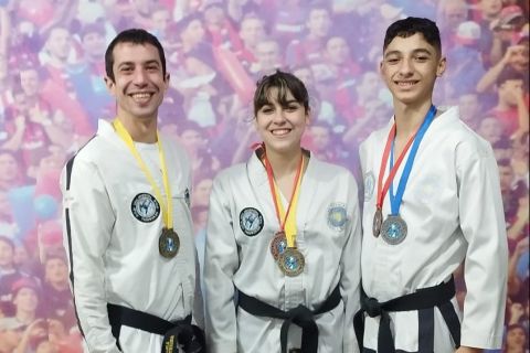 Tres Cuervos competirán en Corea