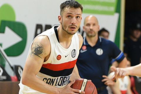 Triunfo agónico en Corrientes