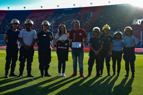 Reconocimiento a Bomberos Voluntarios