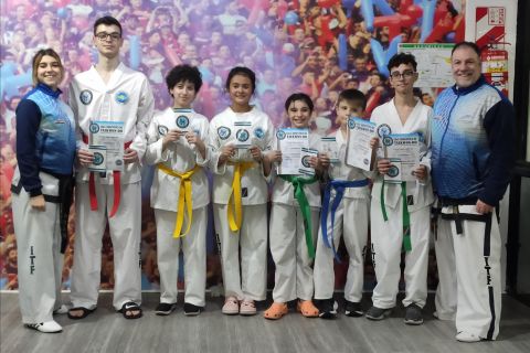Nuevos graduados en Taekwon-do