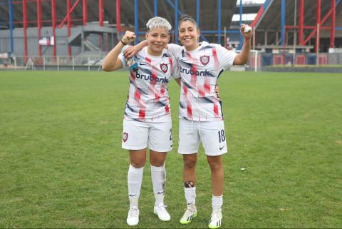 Las Santitas ganan y son líderes