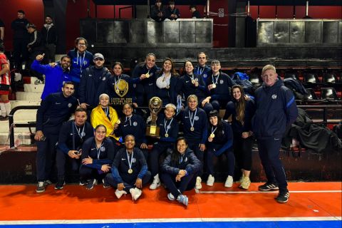 CAMPEONAS DE ORO