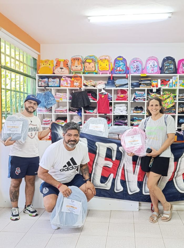 Gran campaña de útiles escolares