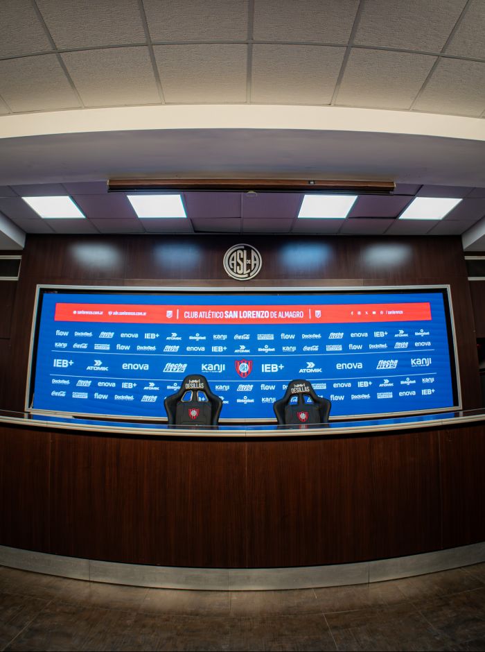 Nueva pantalla led en la sala de prensa
