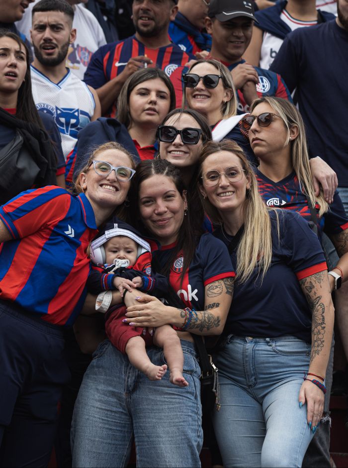 ¡Vení a la cancha con mamá!