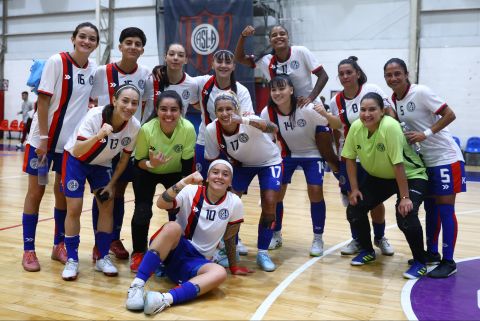 Las Santitas volvieron con triunfo