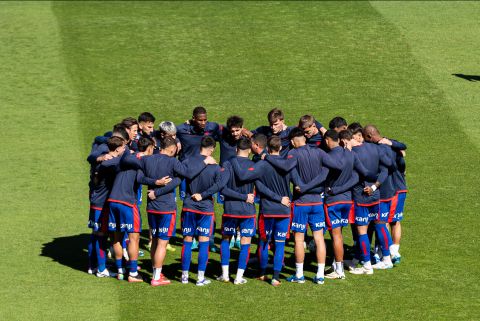 ¡Vamos por el clásico abrazo, Ciclón!