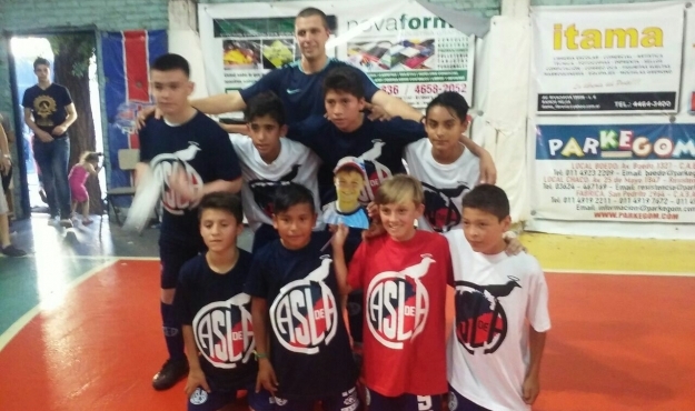 ¡Grandes Campeones!