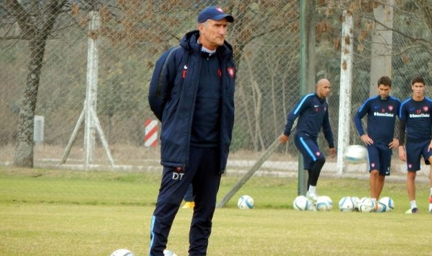 Bauza dispuso un entrenamiento físico y táctico