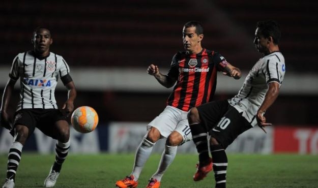 Por tres puntos vitales