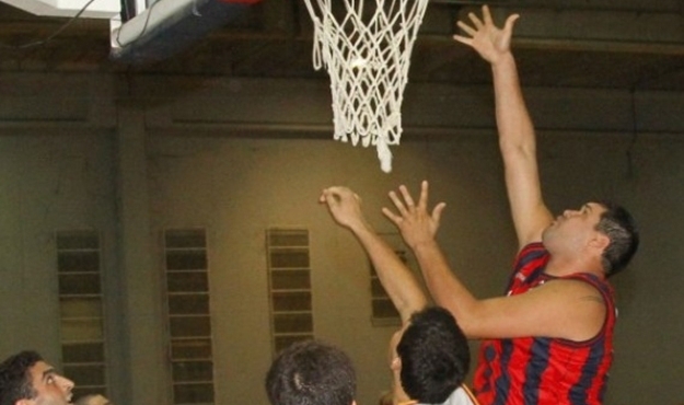 Chaine arregló su continuidad en el Básquet de San Lorenzo