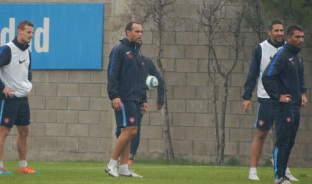 Con la intención de defender la punta